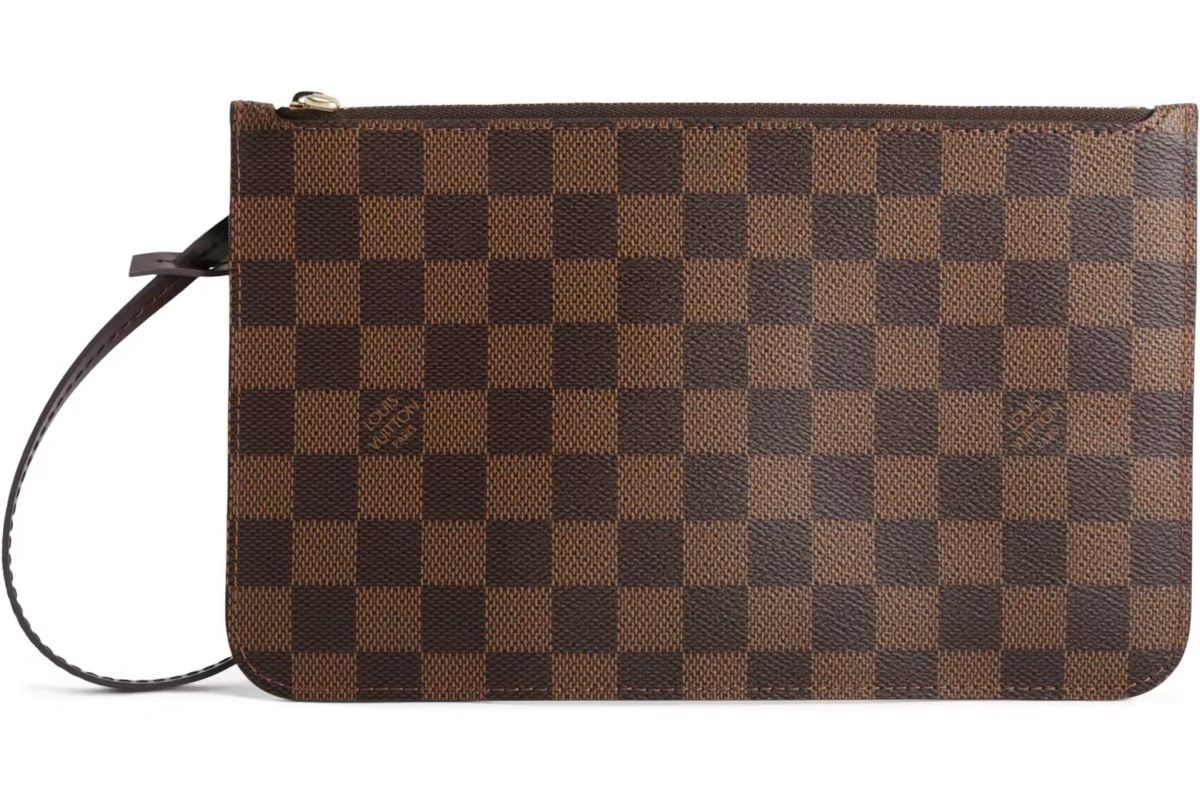 Louis Vuitton Sacs femmes: Louis Vuitton Pochette – D'occasion à Ebmatingen par Christopher123