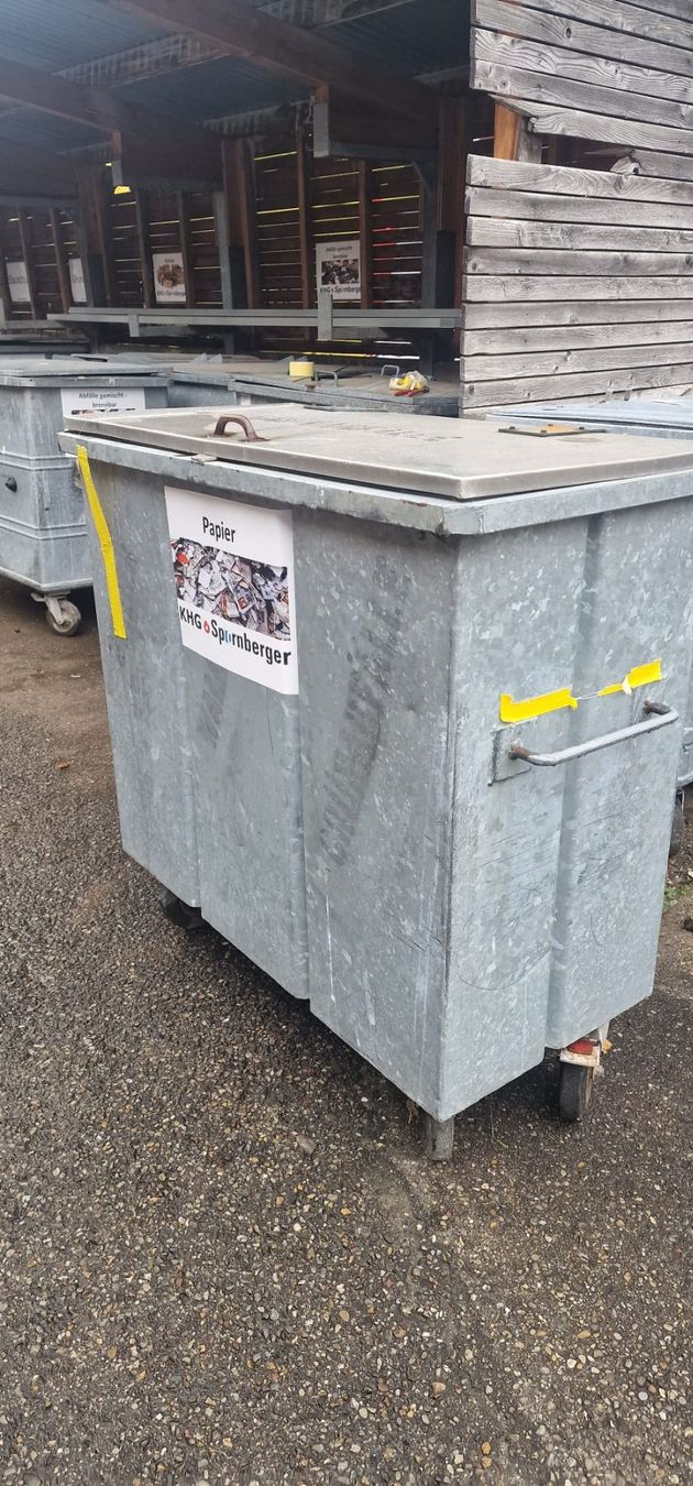 Banconi: Abfall Container verzinkt, 375 Liter schmal Nr. 0 – Usato da Flawil venduto da 1343525