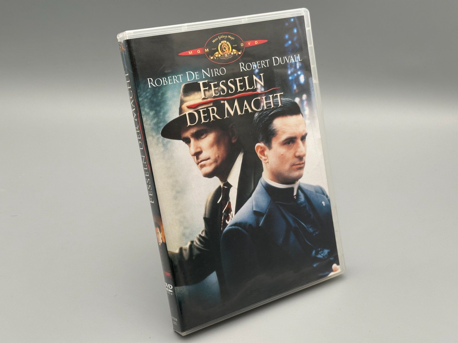 Tutti i DVDs: Fesseln der Macht / True Confessions | DVD – Usato da Schlieren venduto da selected_goods