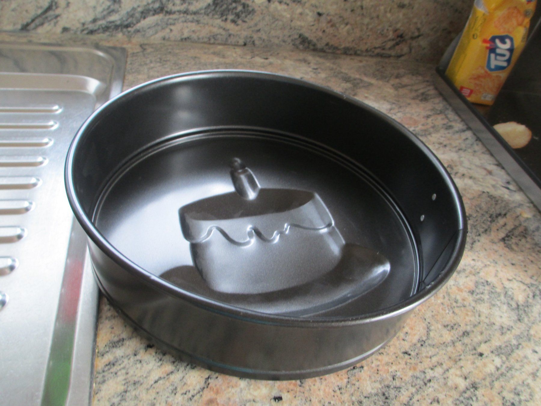 Migros Teglie da forno: Back Kuchenform 24cm Durchmesser – Usato da Landquart venduto da Froneri 2