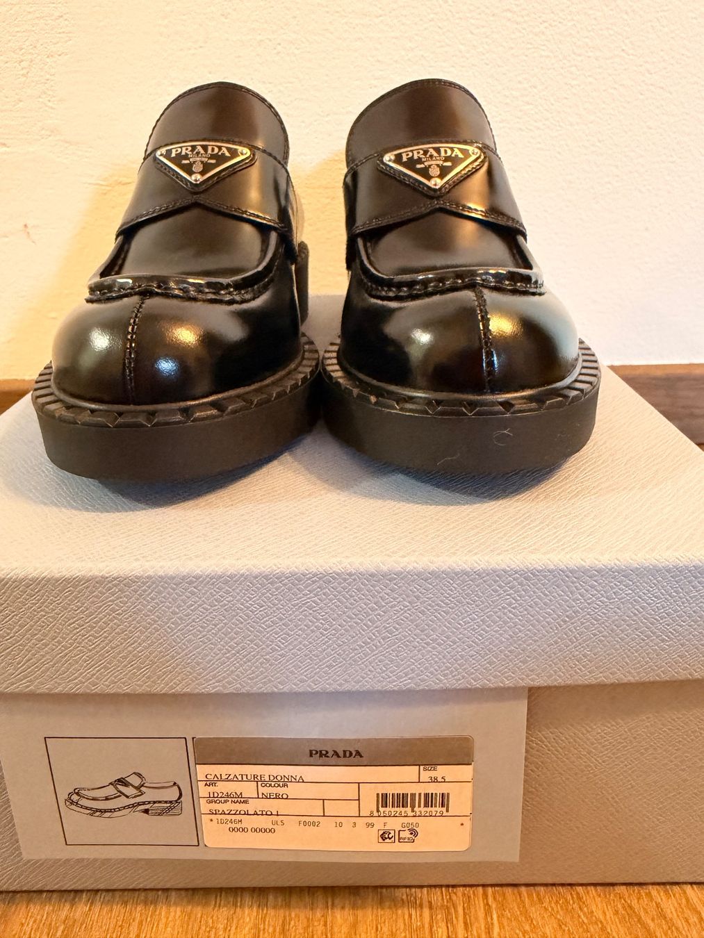 Prada Damenschuhe: Prada Chocolate Loafers - Gr. 38.5 – Neu und originalverpackt aus St. Moritz von PauloM98 6