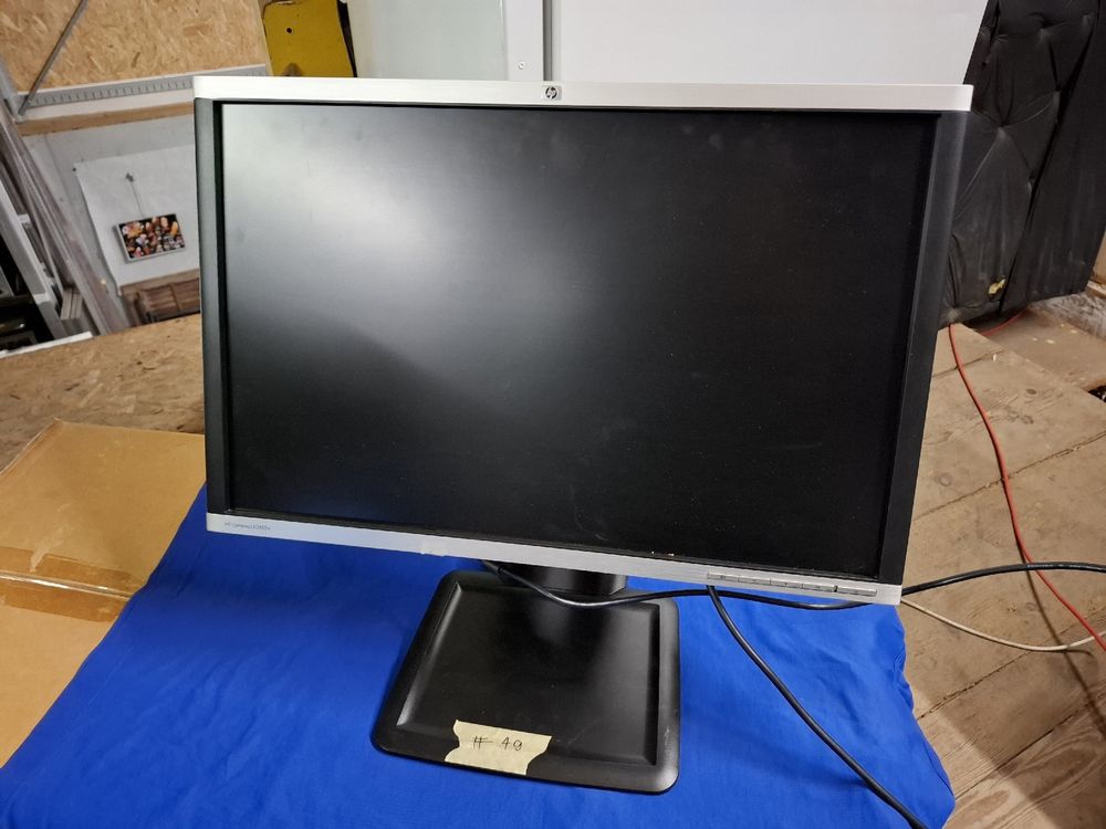 HP Compaq LA2405x Bildschirm Monitor #49 (Gebraucht) in Wuppenau für ...