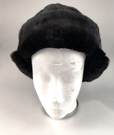 Pelzmütze schwarz