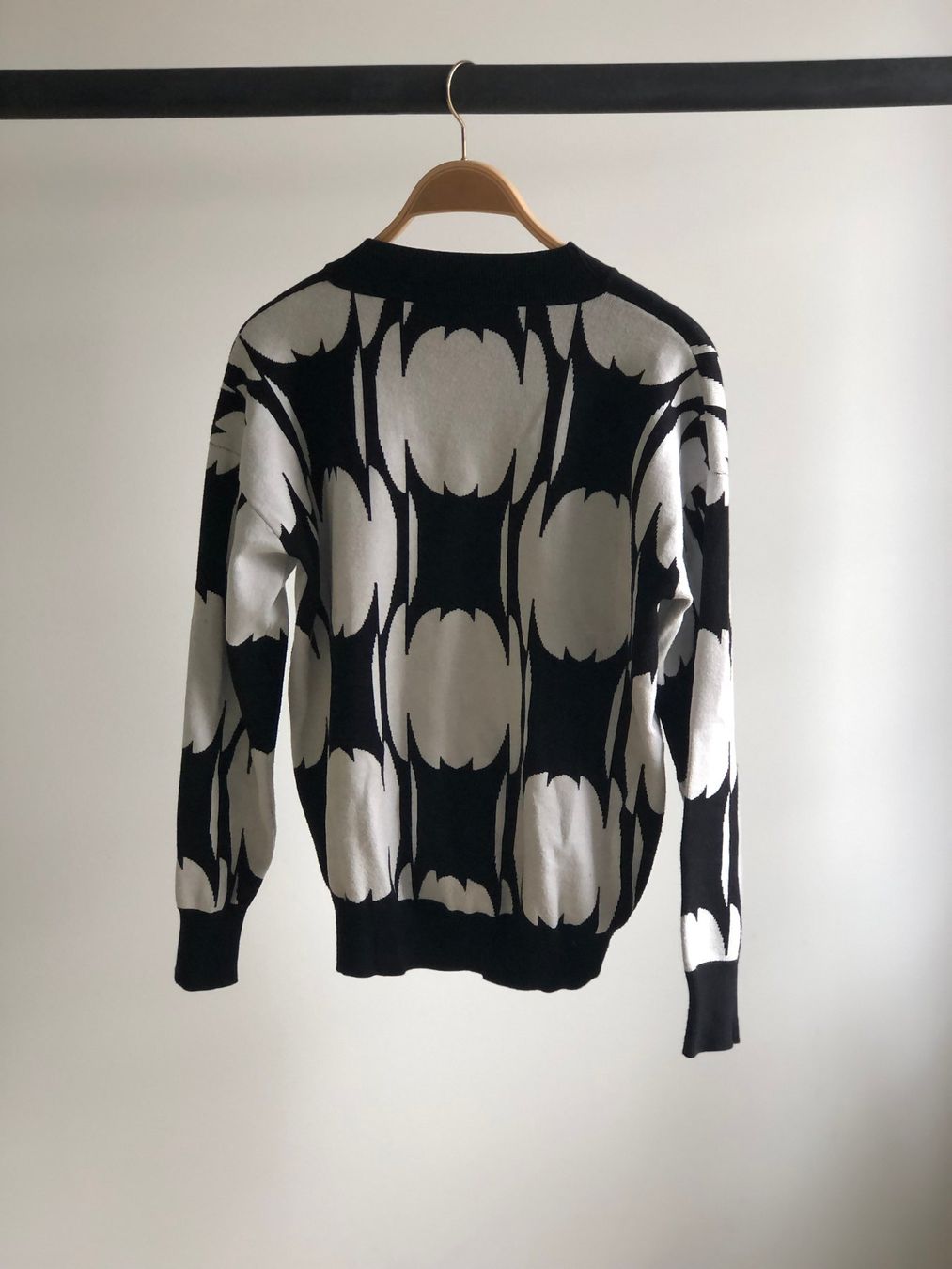 Hugo Boss Maglioni & Felpe: Damen Hugo Boss Pullover, Gr. M – Usato da Unterägeri venduto da Lerchemeerenge 2