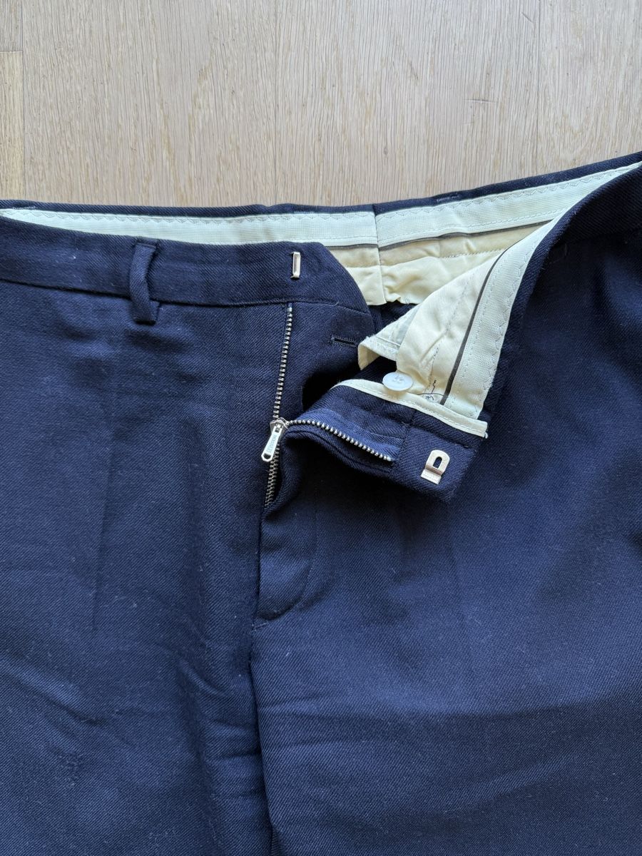 Pantaloni: Zeitlose Stoffhose in Navyblau – Usato da Zürich venduto da sandro_colombini 1