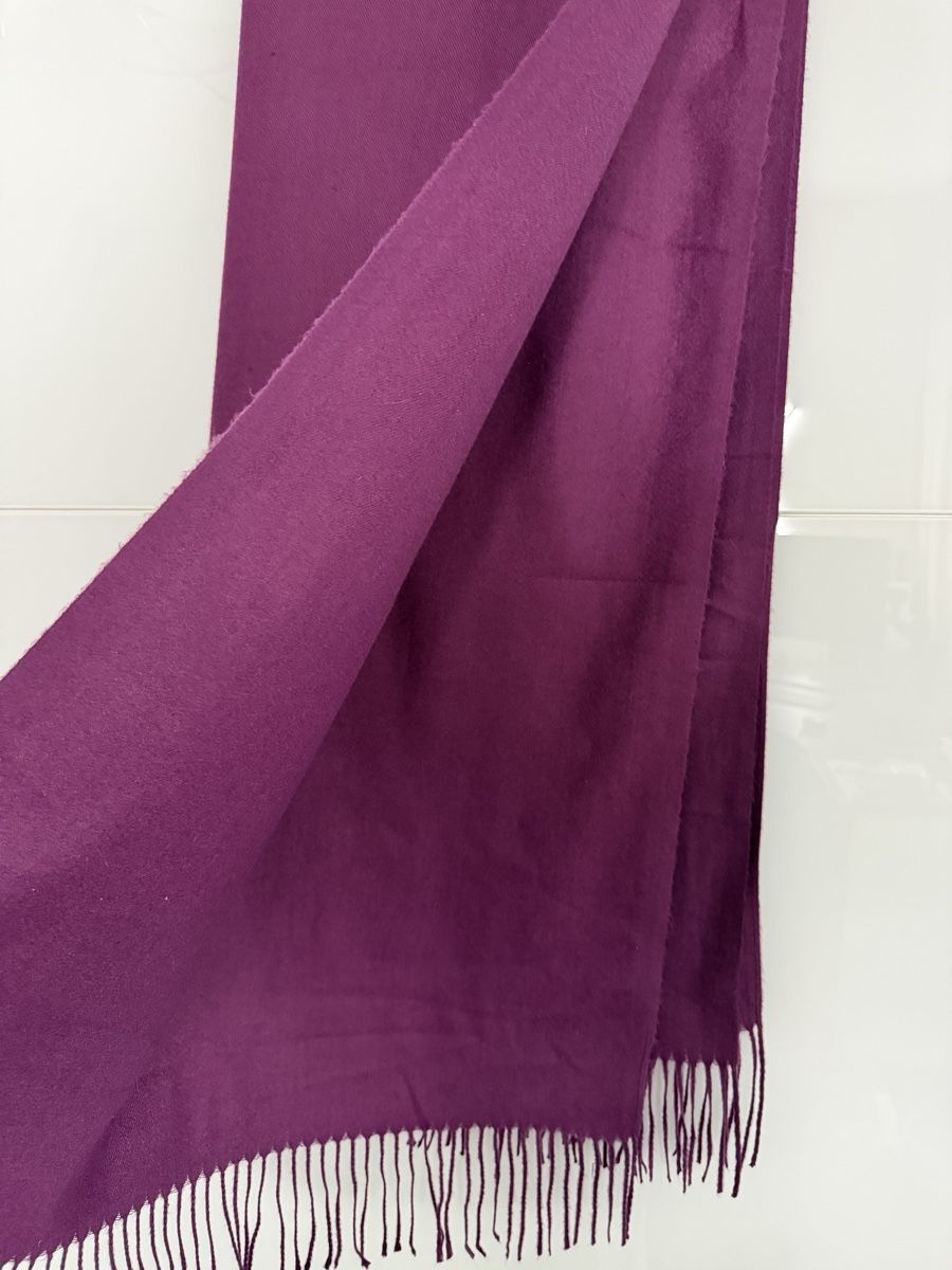 Foulard & Sciarpe: Kaschmirschal in violett – Usato da Grenchen venduto da servet.t 2