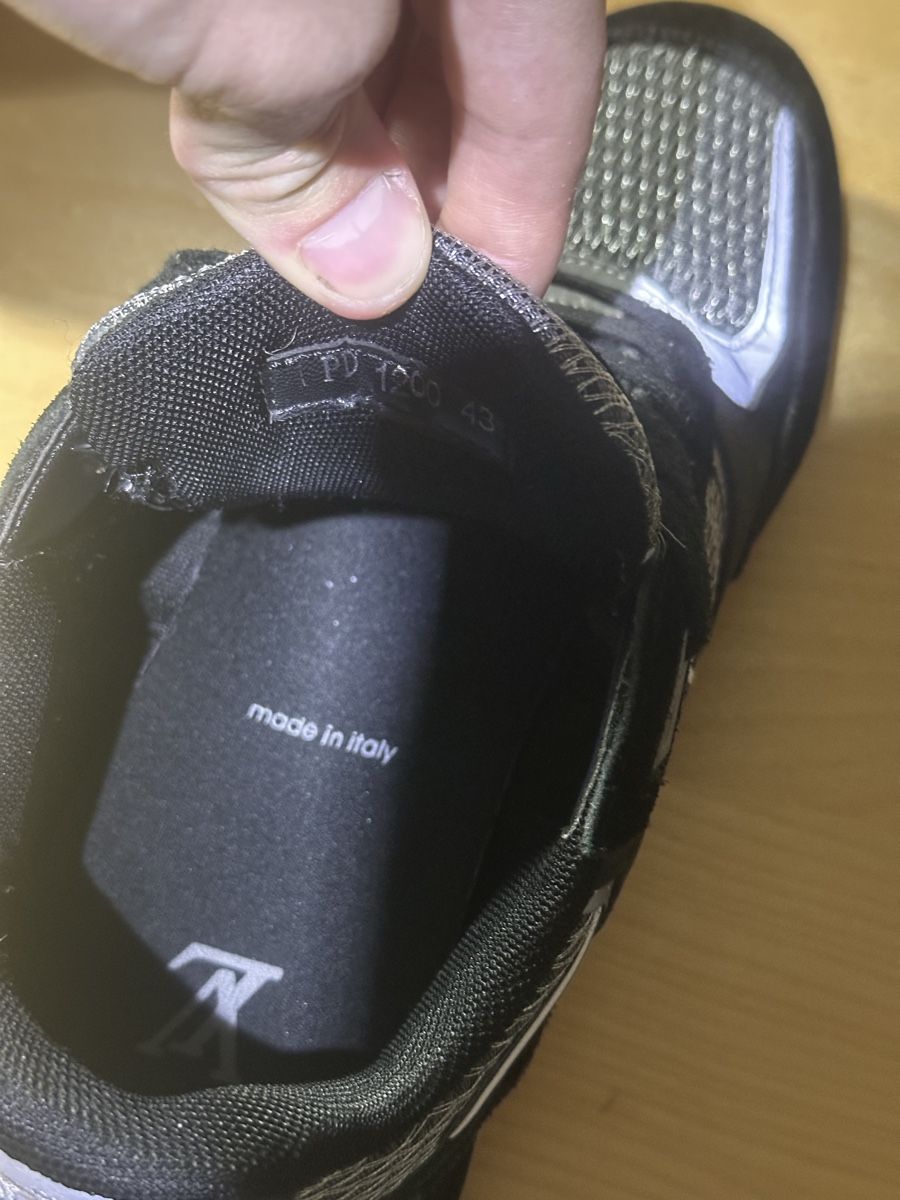Chaussures hommes: Schwarze/Graue Sneakers LV – D'occasion à Buttwil par nic_n9yf 3