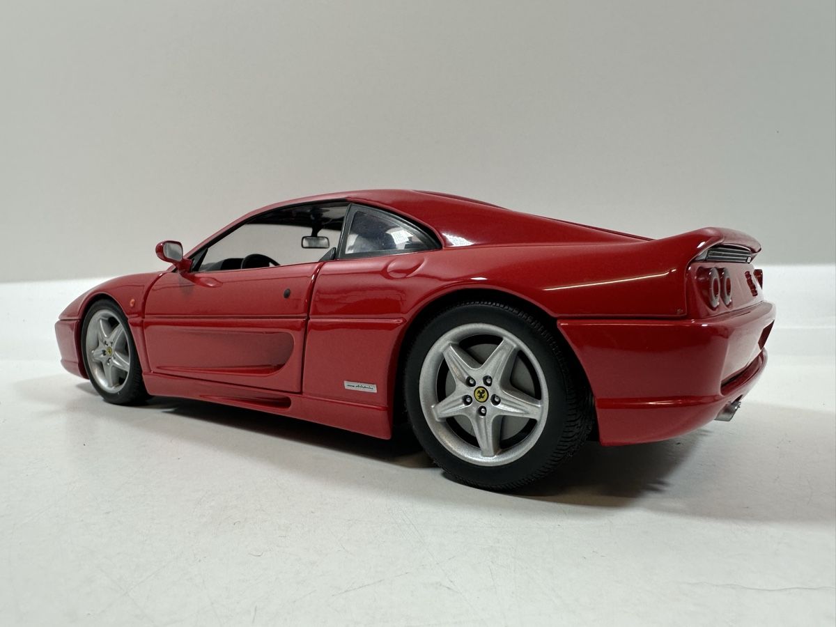 UT Models Modellini d'auto: Ferrari F355 Berlinetta 1:18, rot, UT MODELS – Usato da Zofingen venduto da rf9_x2xt 3
