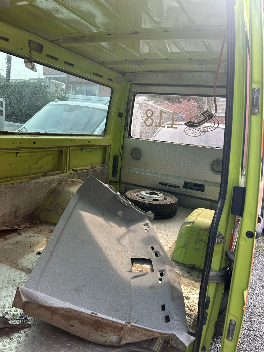 Mercedes-Benz Nutzfahrzeuge: Merdedes Sprinter 4x4 – Defekt aus Locarno von marco01043 1