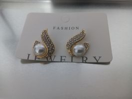 Boucle d'oreille