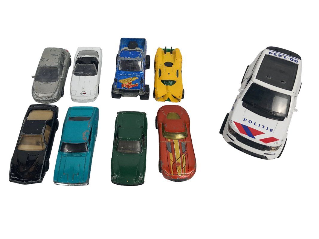 Giocattoli: Spielzeugautos 9er Set – Usato da Hünenberg venduto da Restwert_Zug