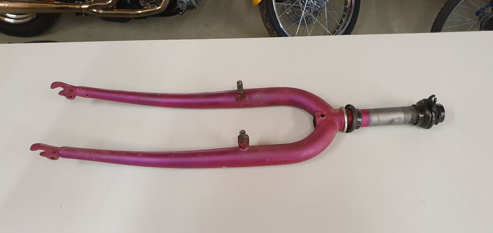 Fourche V BIKE Pour Roue 26 Pouces – Neuve, Emballage D’origine, Idéale VTT