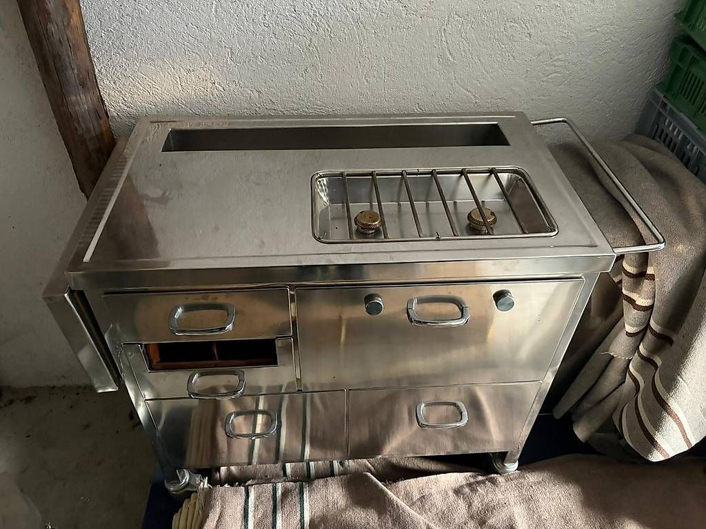 Cucine complete: A vendre charriot à flamber – Usato da Verbier venduto da lio_j7v7