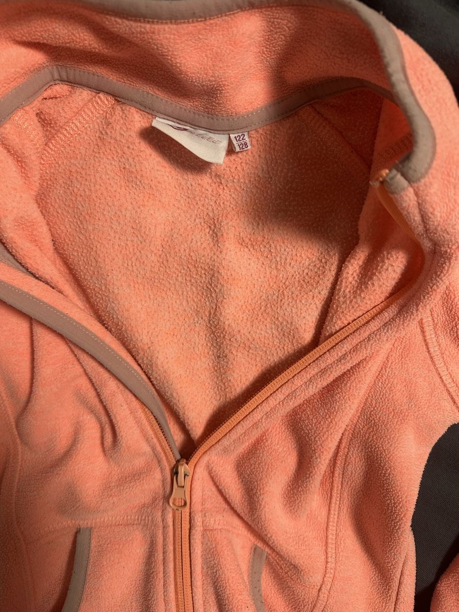 Jacken & Mäntel: Manor Fleecejacke Grösse 122/128 – Gebraucht aus Busswil von billib 1