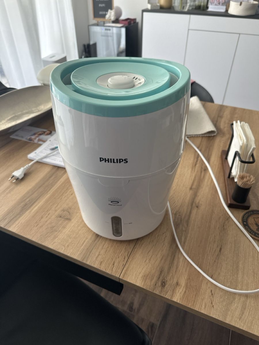 Philips Humidificateurs: Philips Luftbefeuchter mit Einstellung und Wasserstandsanzei – D'occasion à Alpnachstad par and_y88w