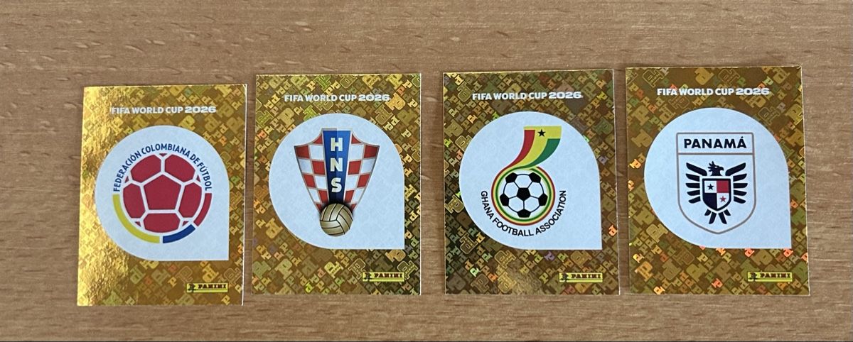 Panini Carte collezionabili: FIFA WM 2026 Paninibilder 4er Set Gold – Nuovo (secondo la descrizione) da Wil ZH venduto da uhe_nw6s