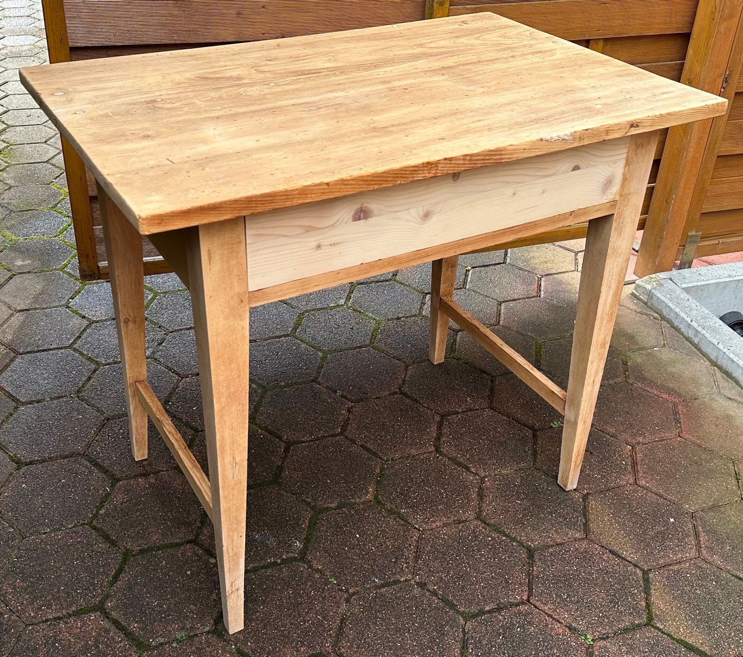 Tavoli: Alter Tisch Holztisch – Usato da Flüelen venduto da Amazona03 2