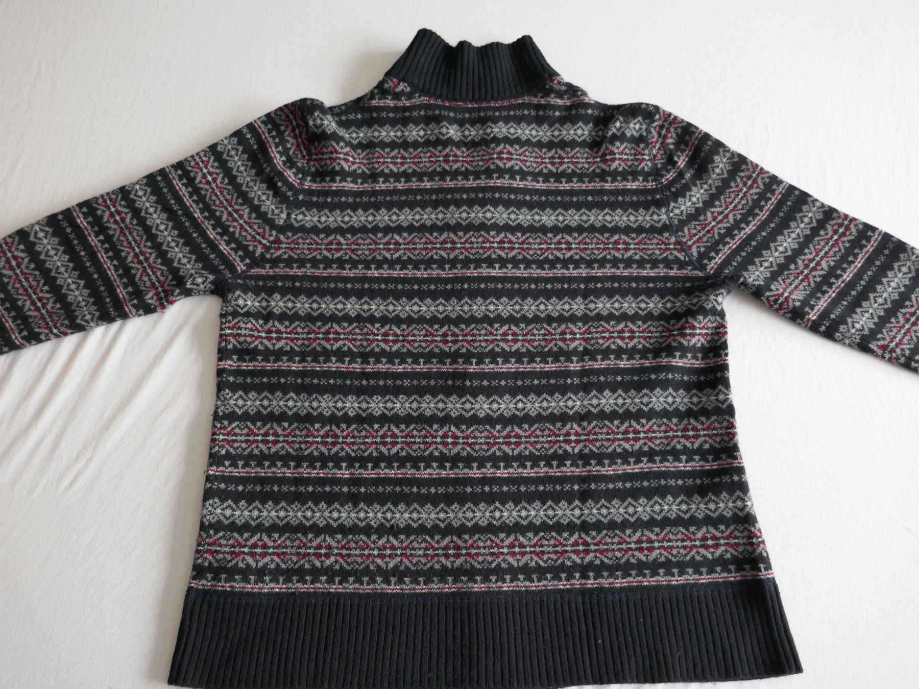 Maddison Giacche: Strickjacke mit Reissverschluss - dunkelblau + Muster – Usato da Volketswil venduto da Cobra22 2