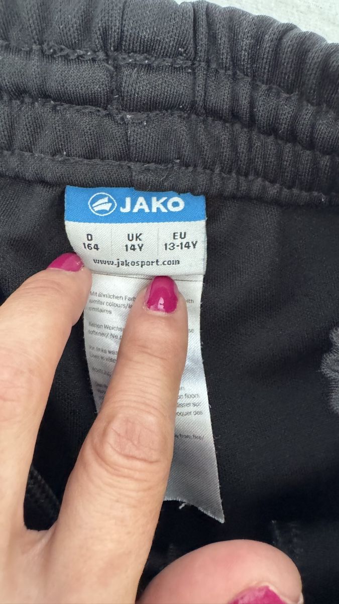Jako Hosen: Turnhose Jako Gr. 164 – Gebraucht aus Schaffhausen von Fixier 9