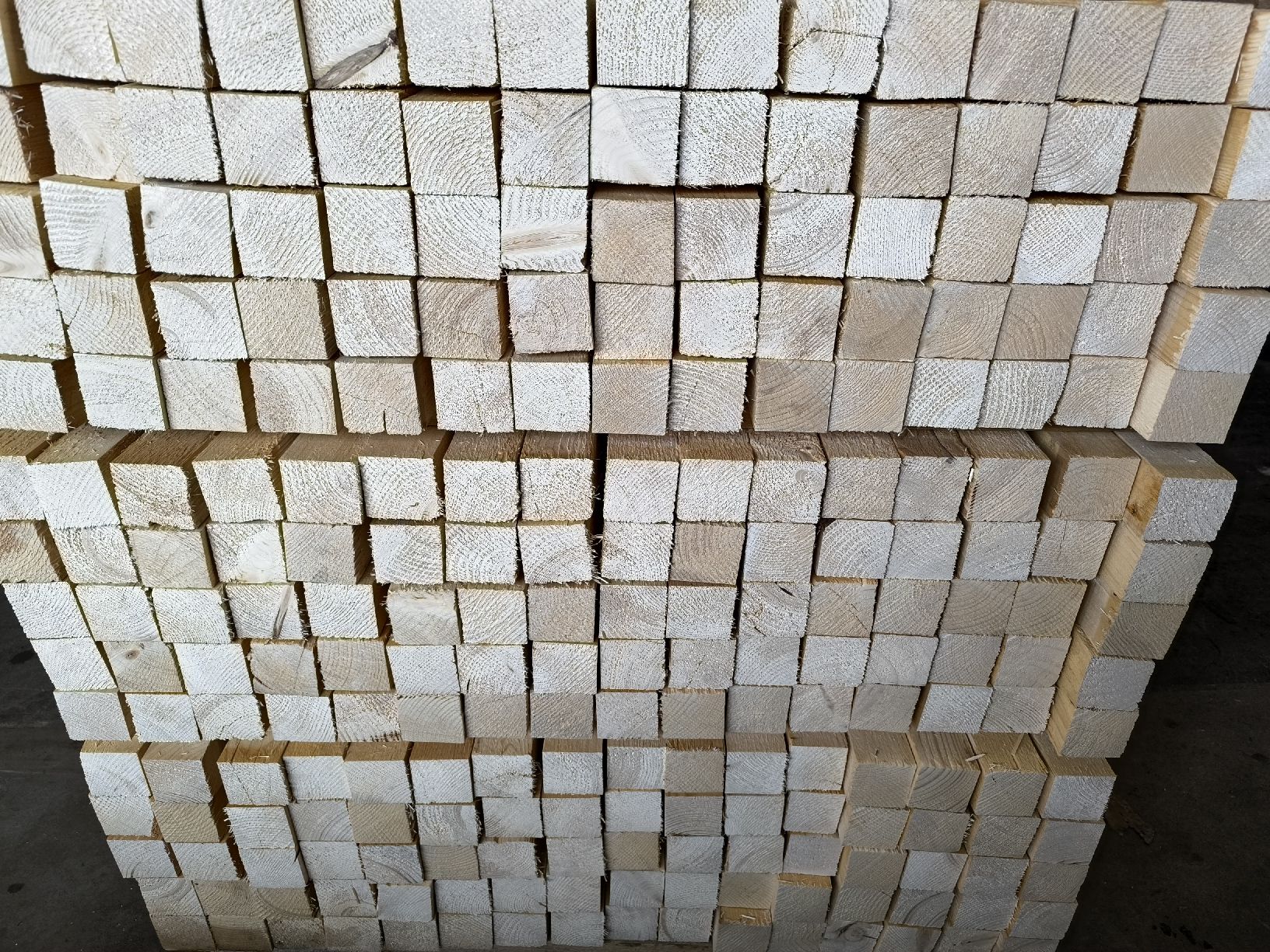 Articoli in legno: Dopellatten Konterlatten 60/60/3/5m – Usato da Basel venduto da e-swiss 6