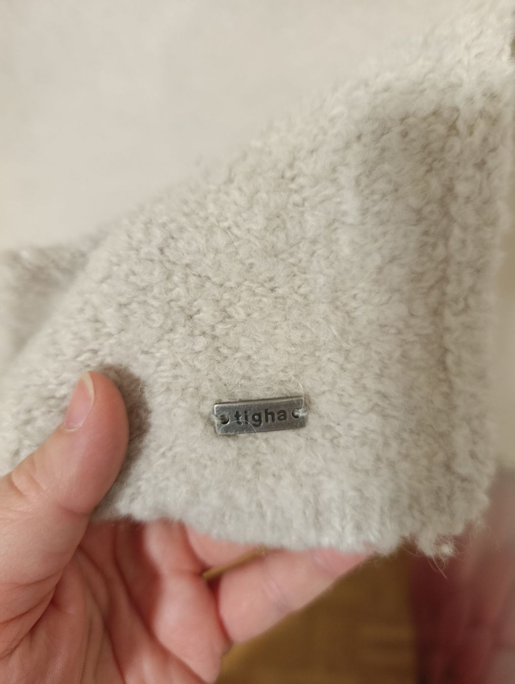 Foulard & Sciarpe: Wool Schal by Tigha – Nuovo (secondo la descrizione) da Meilen venduto da SME_Aoi 1
