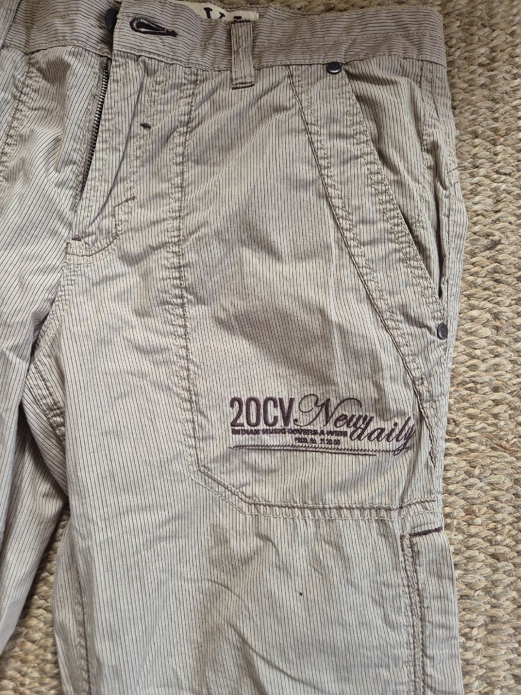 Pantaloni: Carnet de Vol - Pantalon cargo rayé - Taille 40 – Usato da Yverdon-les-Bains venduto da somiou 1