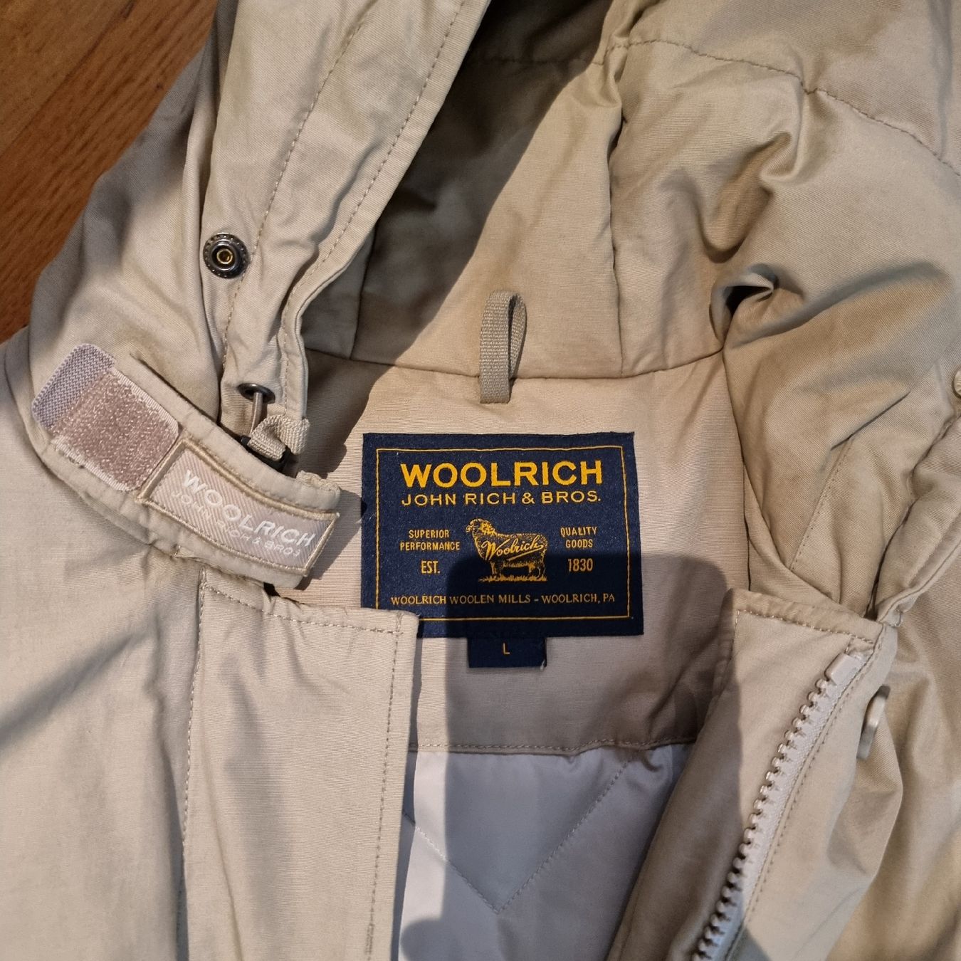 Woolrich Cappotti: Woolrich Winter Parka Daunenjacke – Nuovo (secondo la descrizione) da Zürich venduto da Allthingsbargain 1