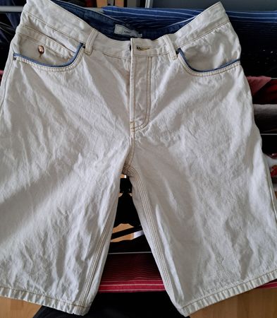 Celio Shorts kurz Gr. 42 ecru