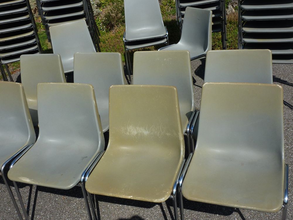 85 Stühle Stapelstühle Aulastühle Seminarstühle WESIFA 7