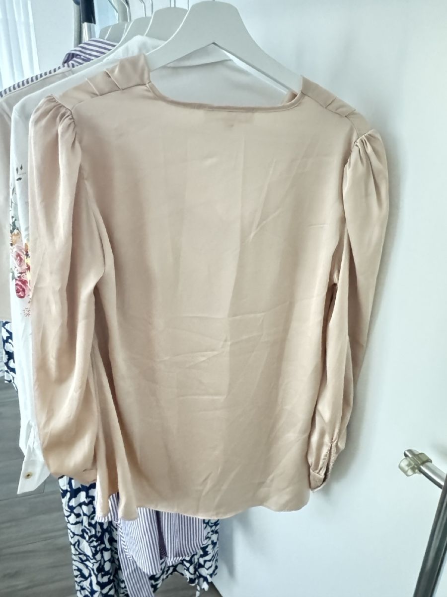 Chemisiers: Wunderschöne elegante Bluse, Größe 40 – D'occasion à Sins par sum_lv6d 3