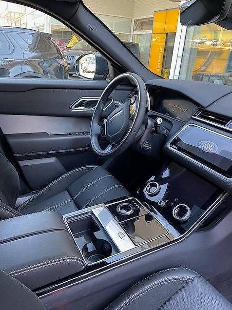 Land Rover Automobili: LAND ROVER Range Rover Velar R-Dynamic P 250 S Automatic – Usato da Triesen venduto da Chevalley 3