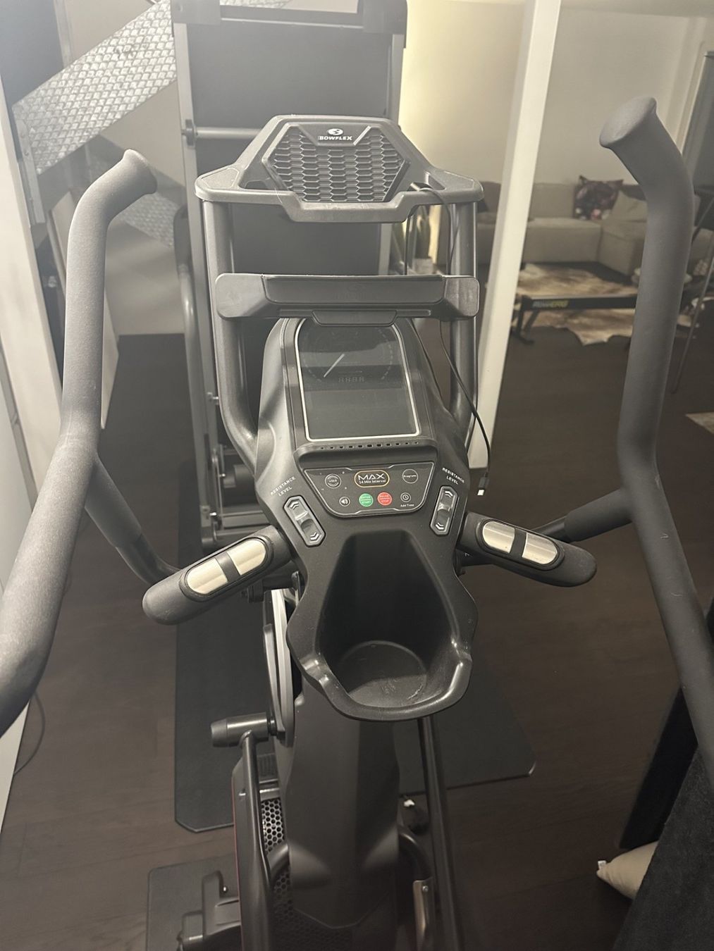 Vélos d'appartement: Bowflex Max Trainer M6 Crosstrainer – D'occasion à Ellikon a d Thur par adr_9j6w 1