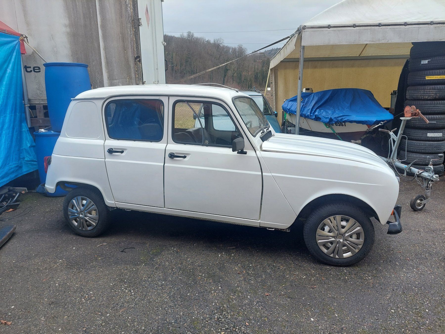 Renault Autos: Renault 4 – Gebraucht aus Elgg von  3
