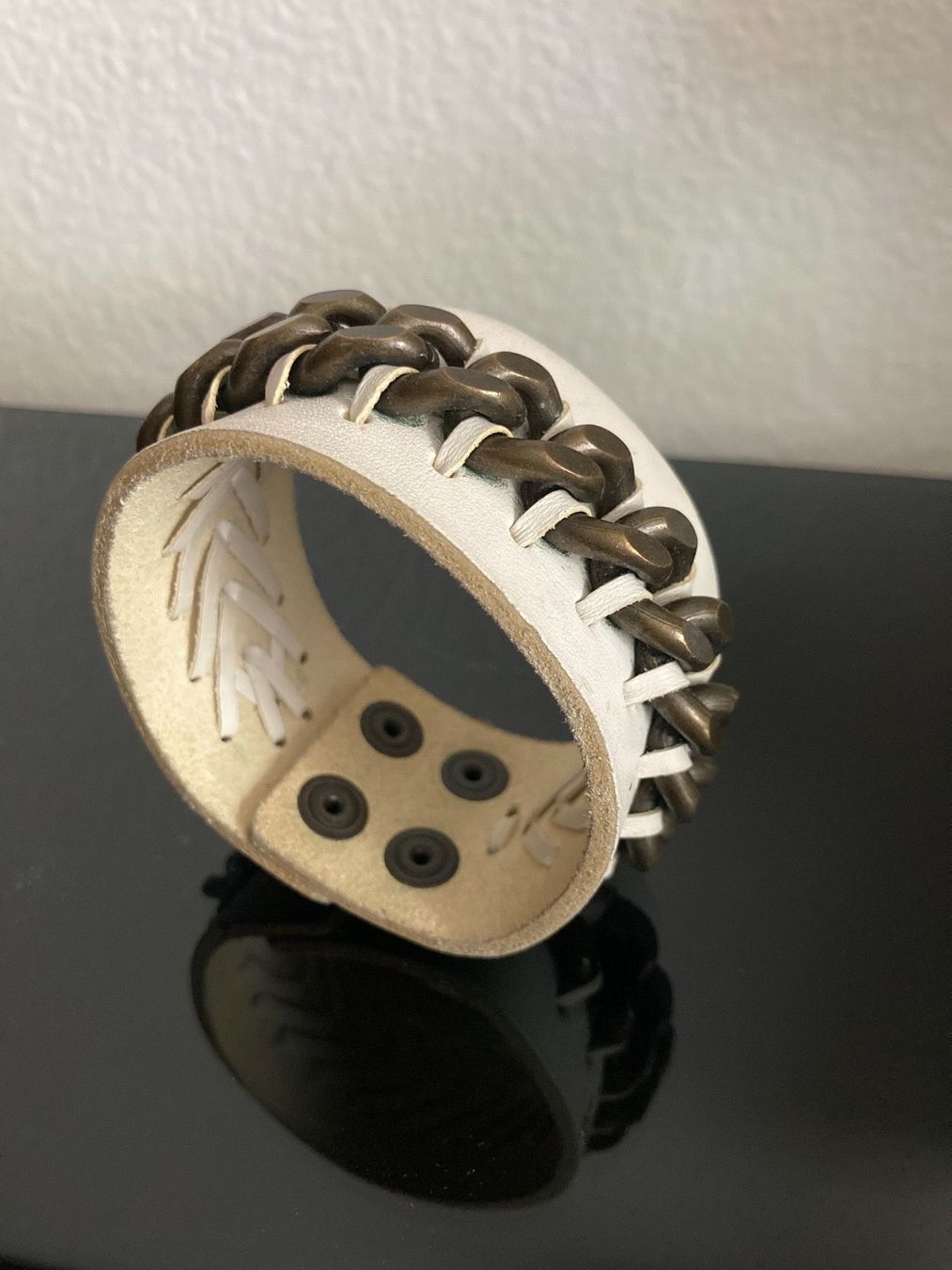 Dolce & Gabbana Armbänder & -reifen: Dolce& Gabbana Armband Unisex – Gebraucht aus Basel von YanaR10