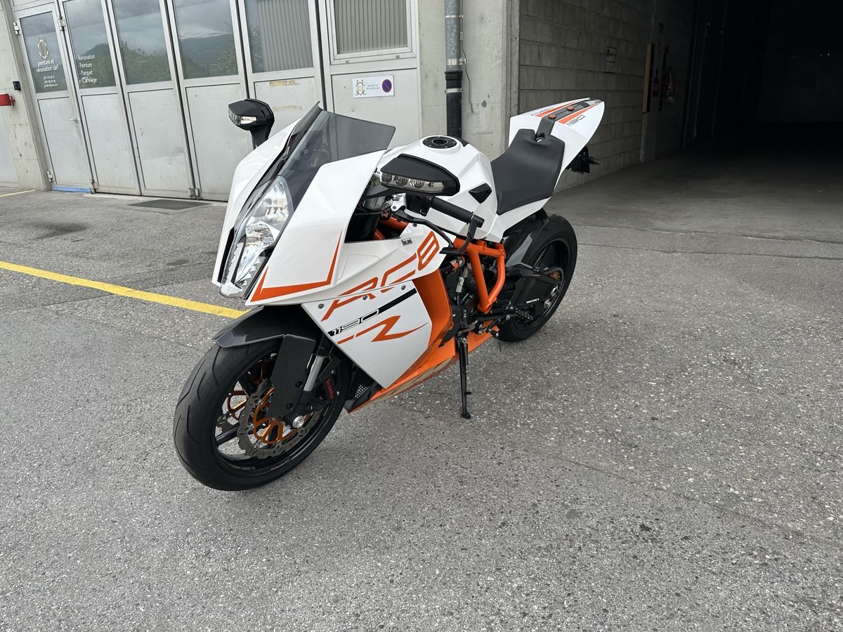 KTM Strasse: KTM RC8R – Gebraucht aus Nax von KenworthT2000 1