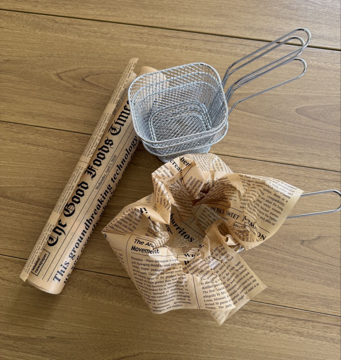 Elettrodomestici da cucina: 4 Mini Frittierkörbli Silber, NEU mit perforiertem Papier – Nuovo (secondo la descrizione) da Sursee venduto da Since1975 1