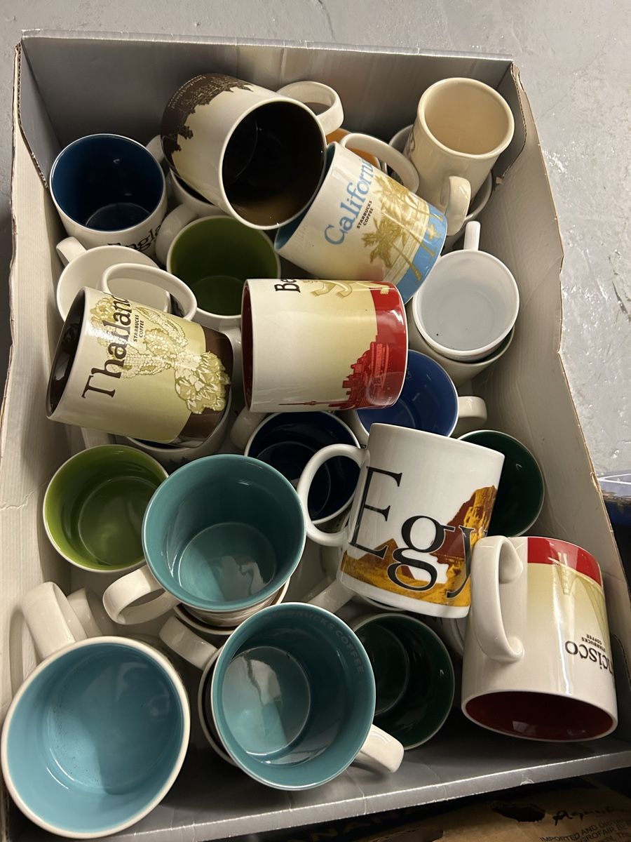Starbucks Tazze: 33 Stk. Starbucks Tassen Sammlung Mug – Usato da Bern venduto da floorball_zoro 2
