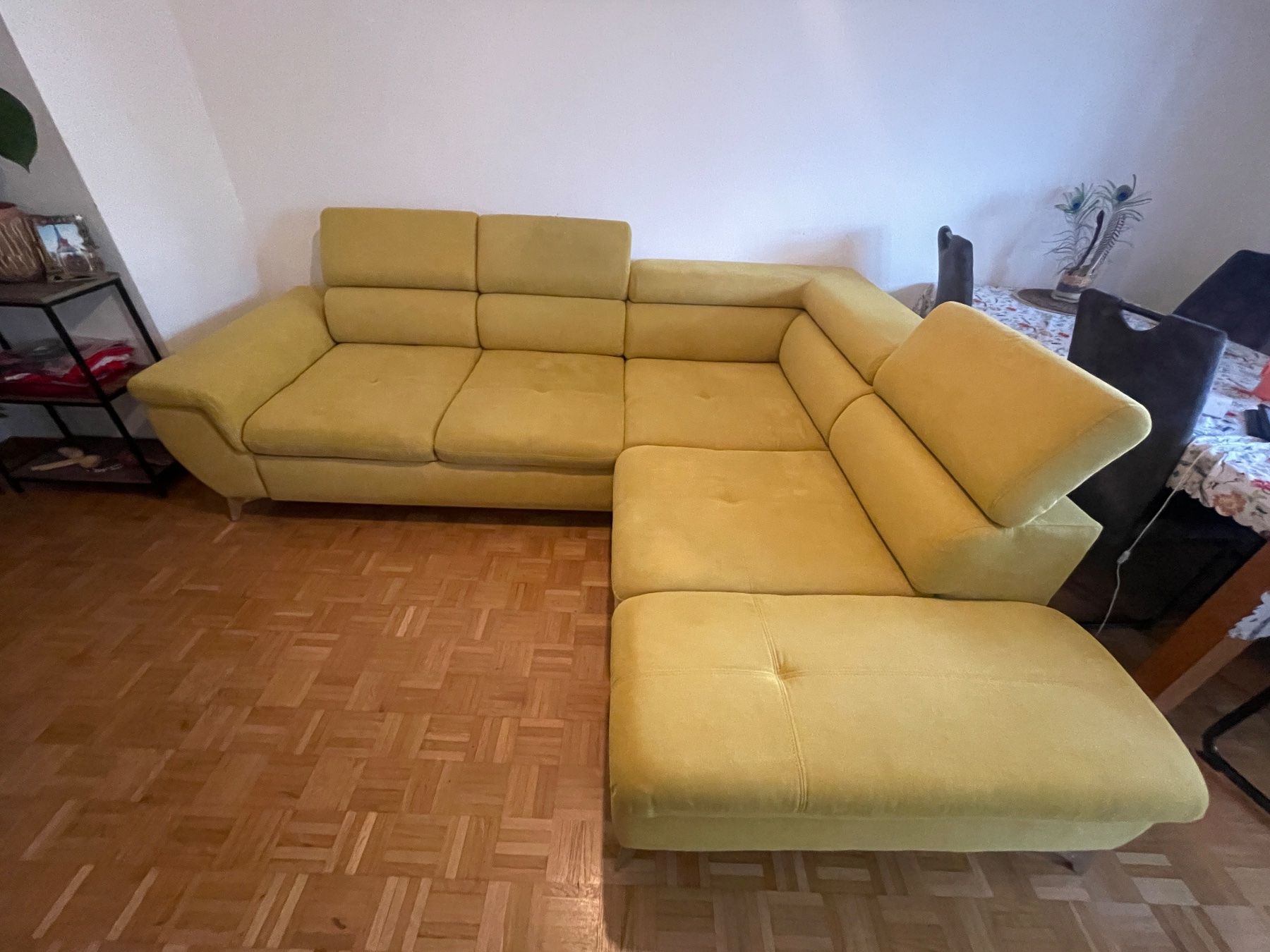 Sofas: Ecksofa mit Ausziehbare teil – Gebraucht aus Rüti Zh von Egli9