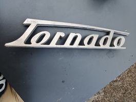 Altes original Automobil Emblem / ÖAF Lastwagen Tornado