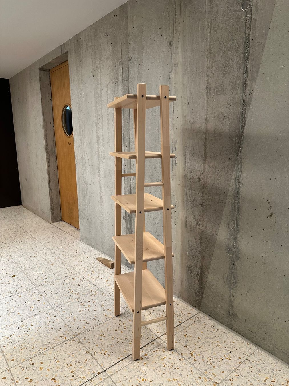 Ikea Étagères: Ikea Regal (Badezimmer) – D'occasion à Aarau par anouk.bruderer 1