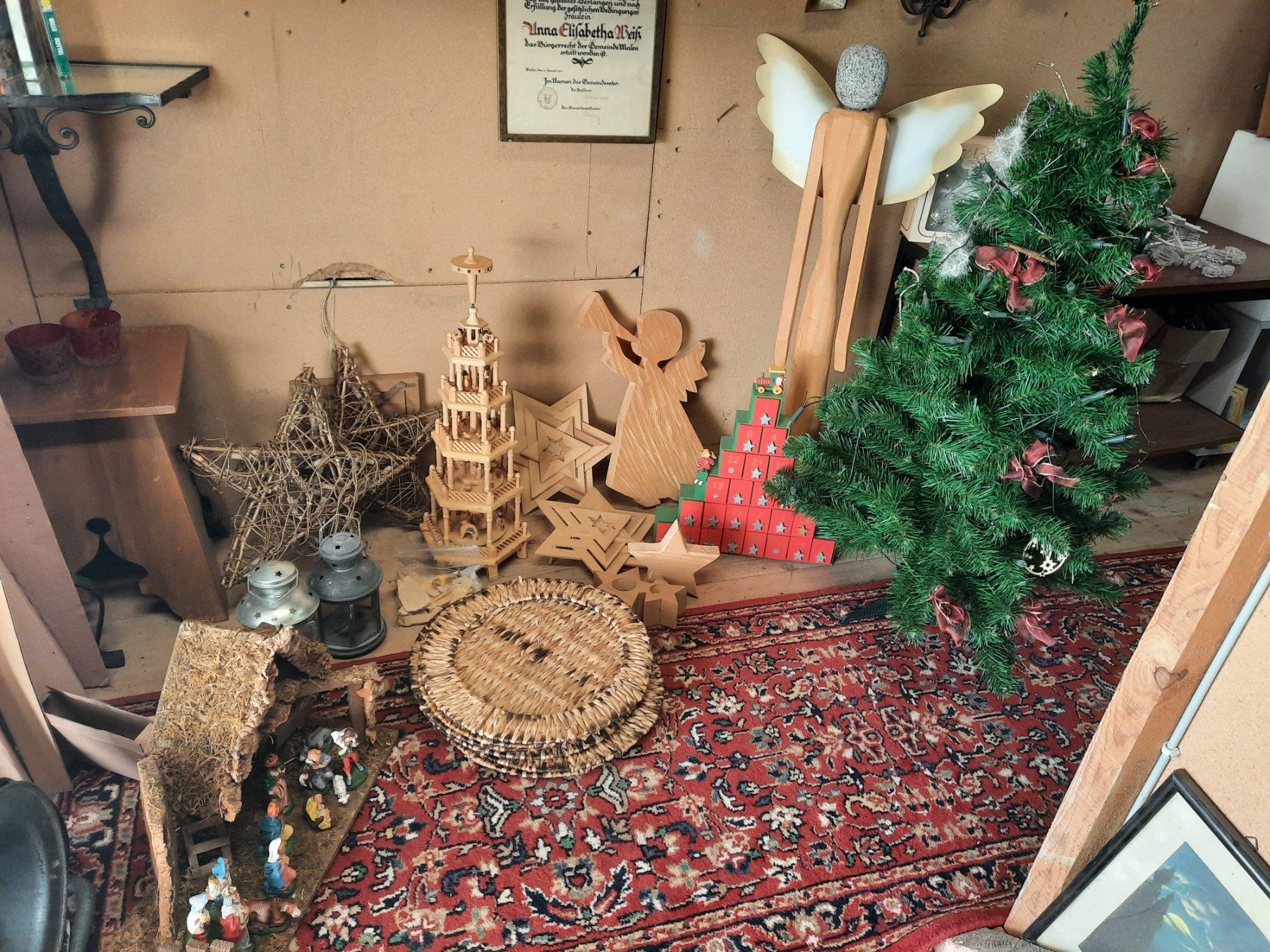 Toutes les décorations: Weihnachtskrippe, Engel, Holzdeko usw. – D'occasion à Weinfelden par JoeBaer