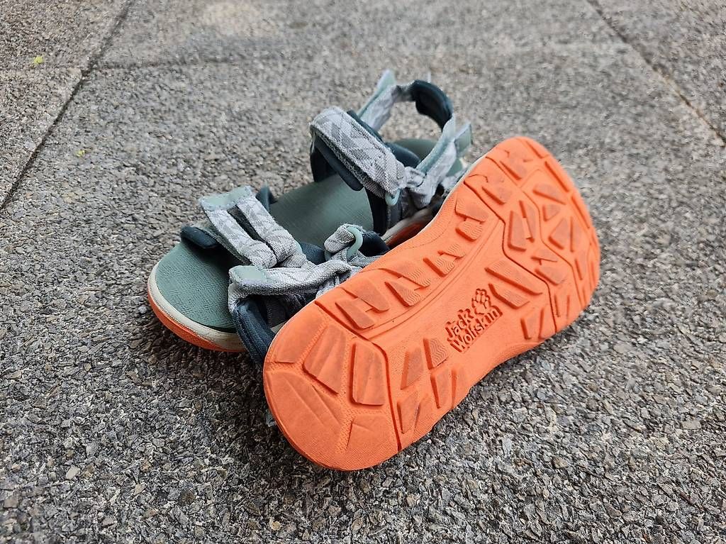 Chaussures garçon: Sandalen Jack Wolfskin Gr. 32 – D'occasion à La Heutte par tau_5vvl