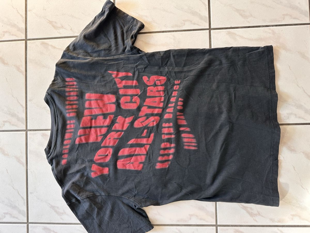 Zara T-Shirts: Zara T-Shirt Grösse S – Gebraucht aus Widnau von dom_d8nm 1
