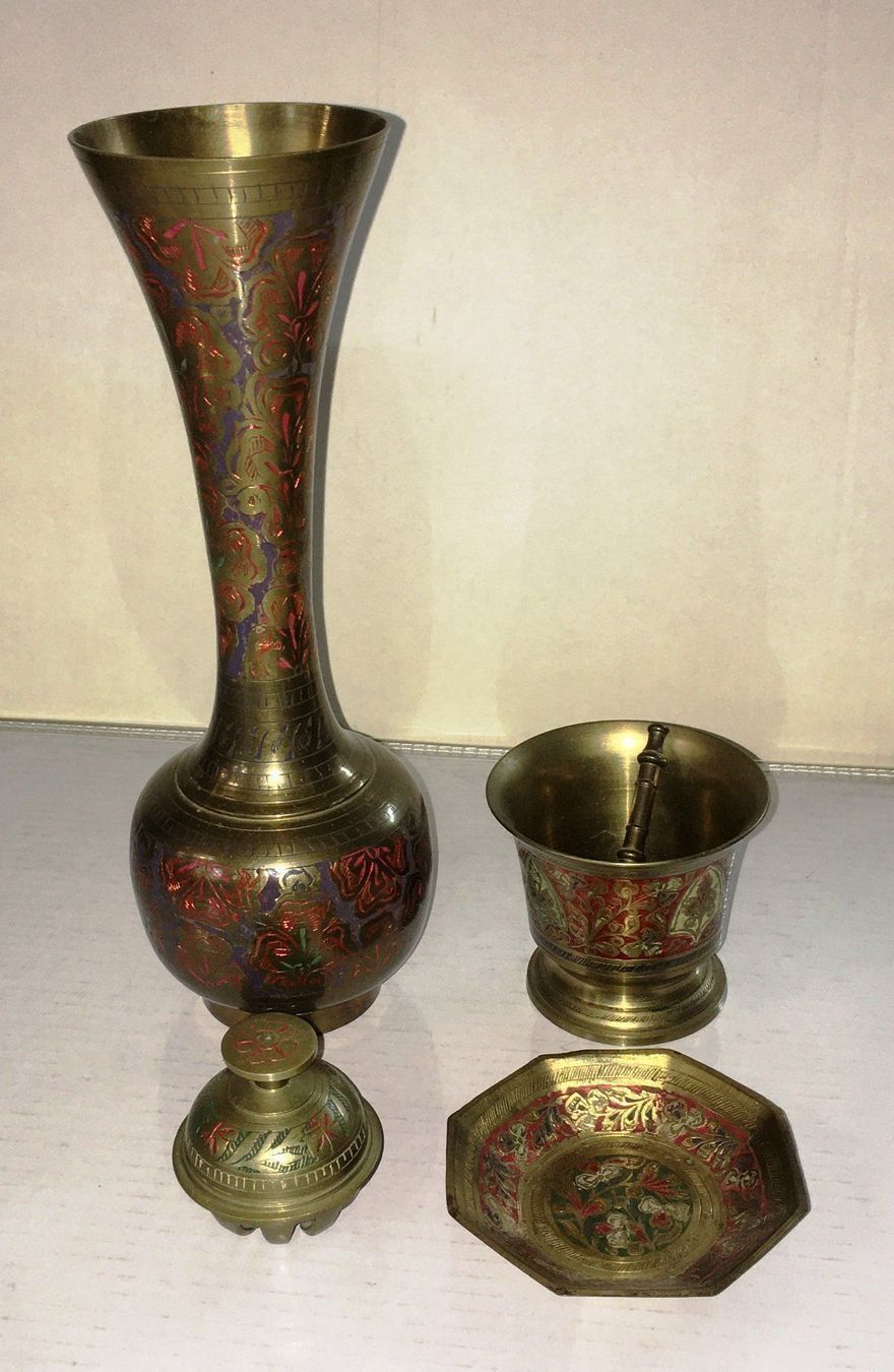 Vasi & Recipienti: Alte Messing Set – Usato da Oftringen venduto da Vucki 1