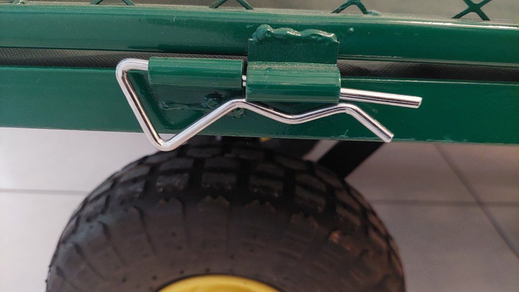 Anhänger: Robuster Handwagen mit Klappfunktion & Deckel – Gebraucht aus Aesch BL von  4