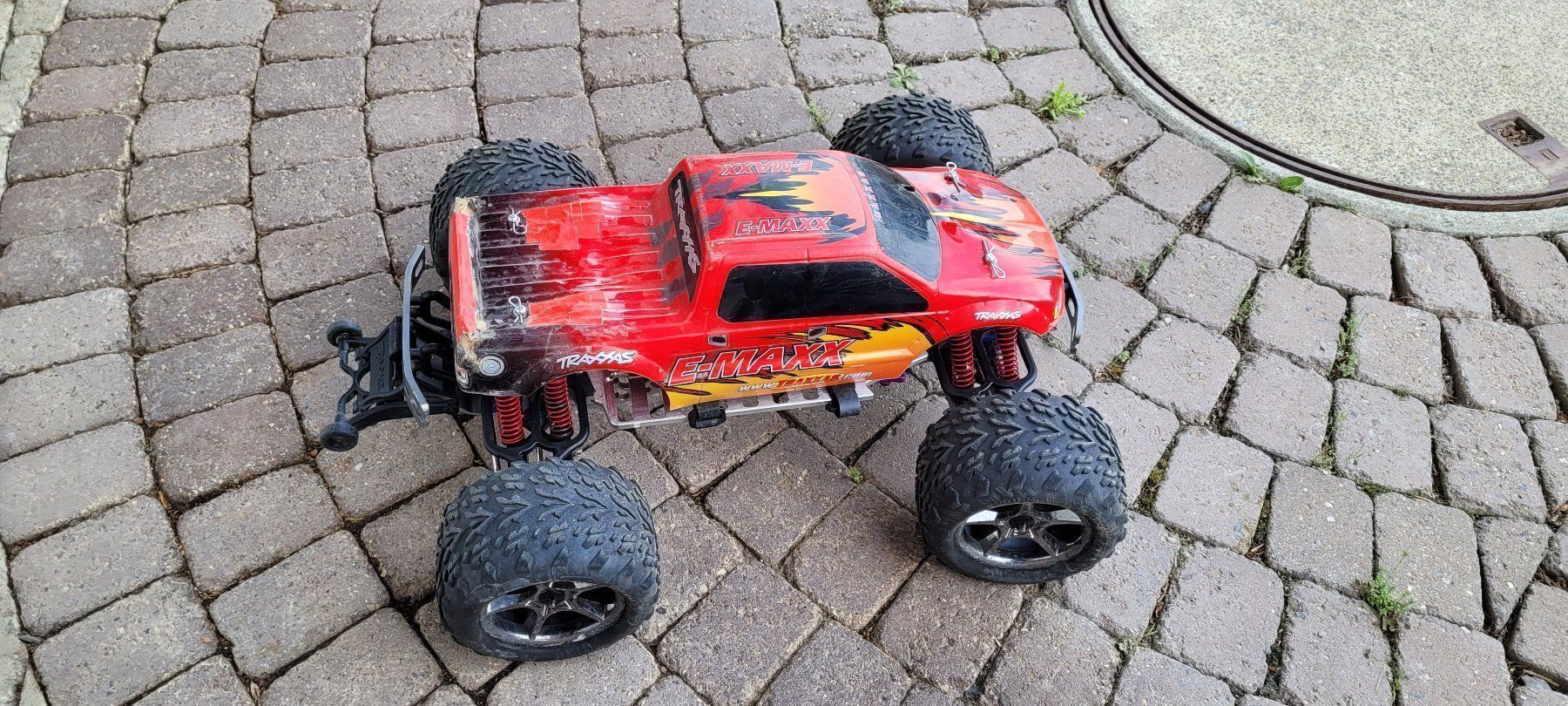Modellismo RC: Traxxas E-Maxx Brushless - Alu Monster – Usato da Merenschwand venduto da Robin2 6
