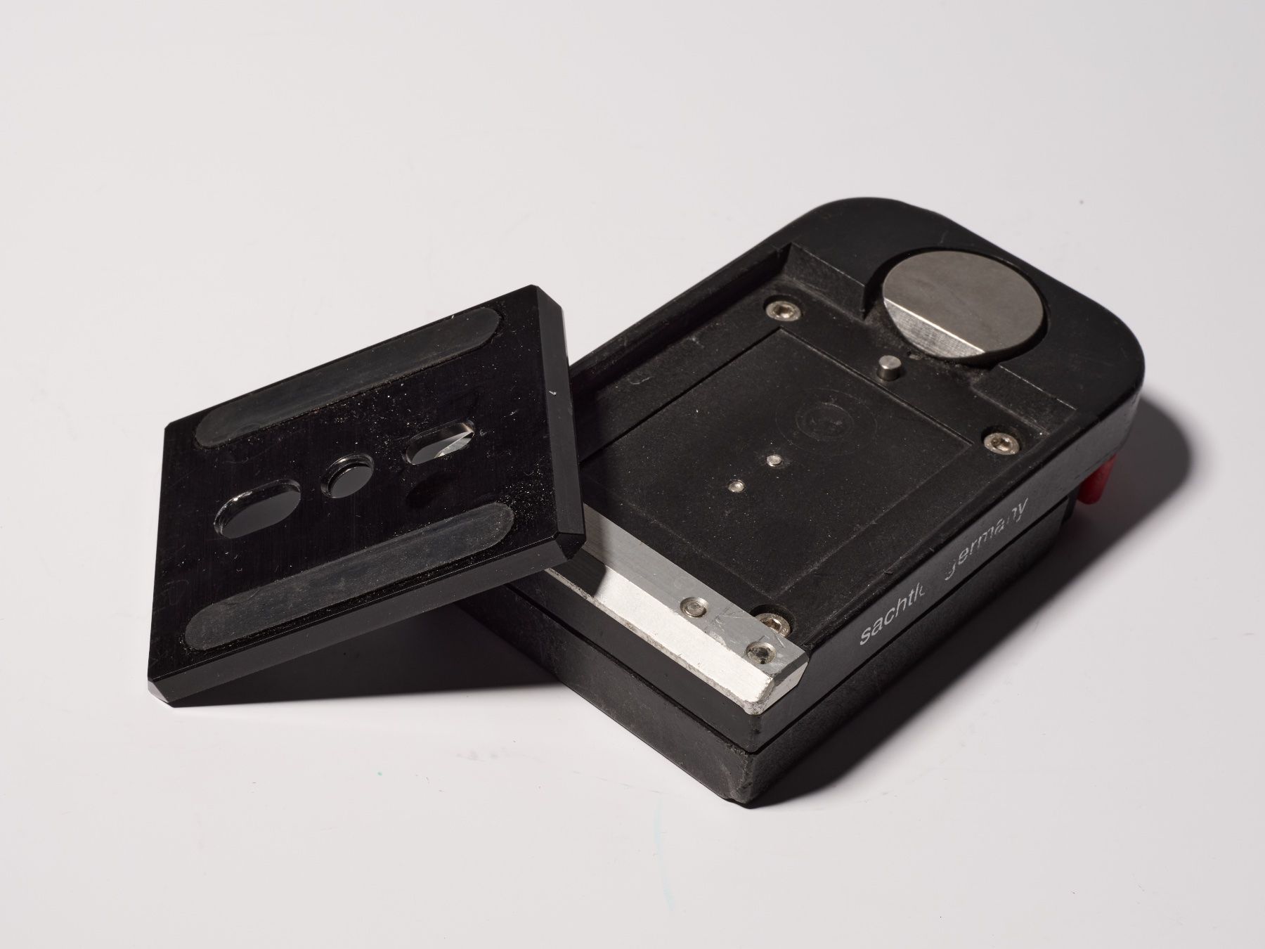 Unità & Adattatore: Sachtler Quick Release Adapter with Camera Plate – Usato da Zürich venduto da patrickroppel