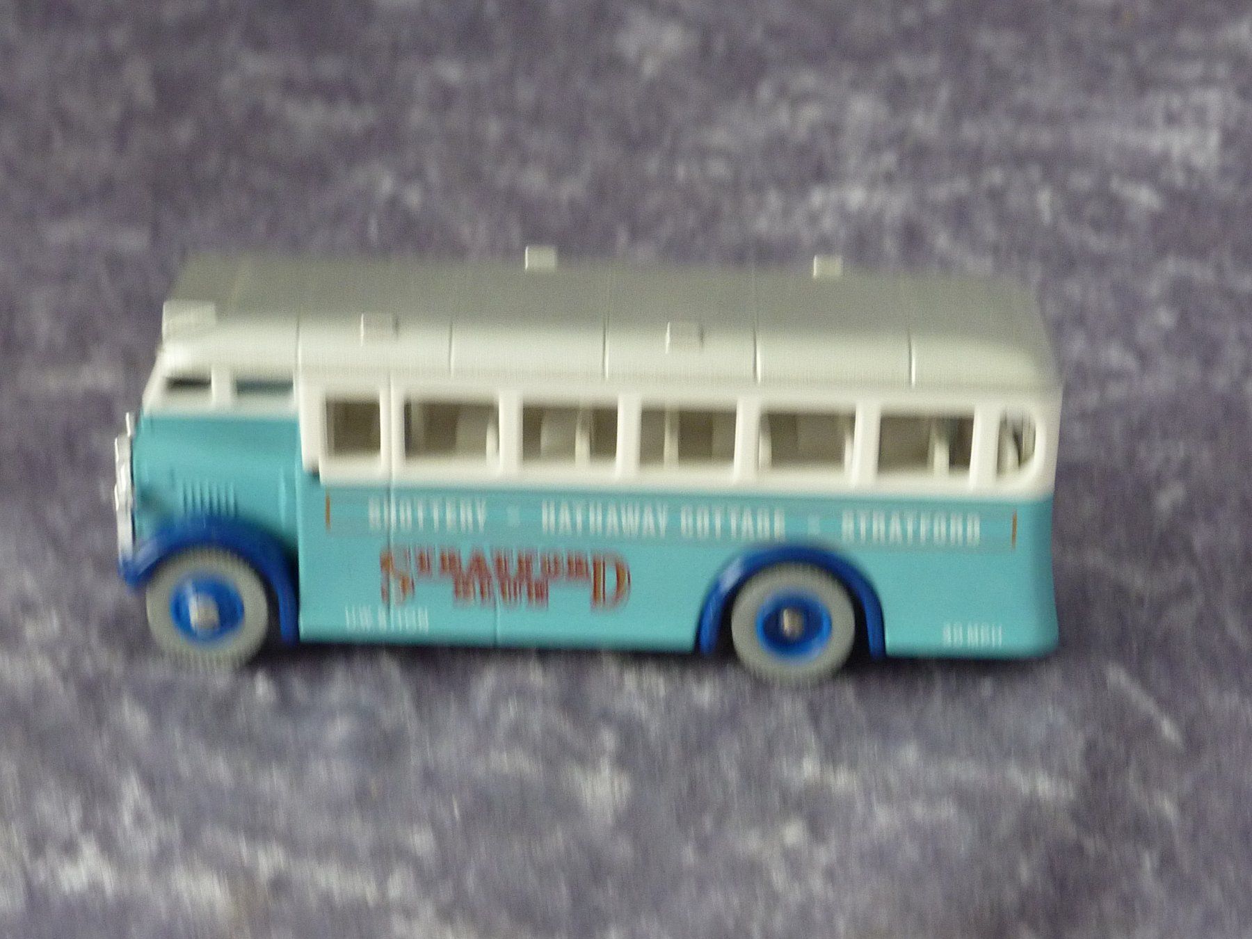 Matchbox Modellini d'auto: Bus Stratford blue Day Gone Nr. 17 – Nuovo (secondo la descrizione) da Dürrenäsch venduto da modellautos4you 3