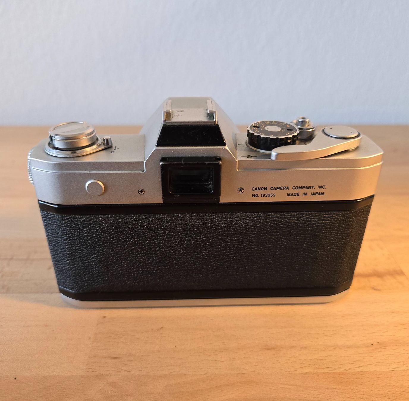 Canon FT QL Reflex 35mm argentique avec 50mm f1.8 objectif