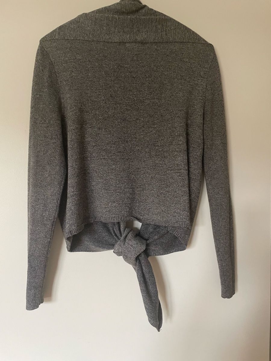 Jones Jacken: Strickjacke Jones Gr. 38 – Gebraucht aus Münchenstein von Kapris 1